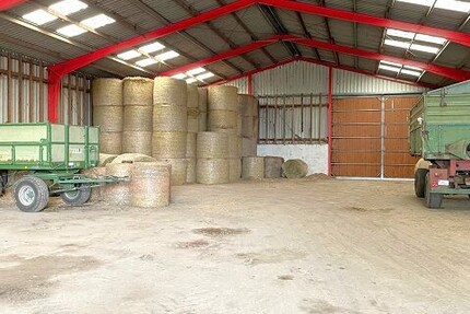 Gewerbehalle mit großen Durchfahrttoren + Werkstatt + Chemielager + Öltanklager für kleines Geld zimmer