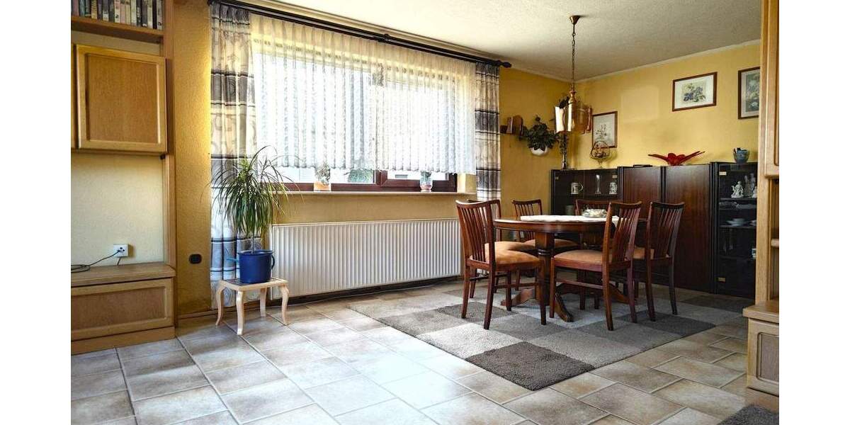 Mehrfamilienhaus, Wohnhaus Bremen Burg-Grambke - 6 Zimmer, 150 m&sup2;, 295.000&euro; | Angebot:25821544