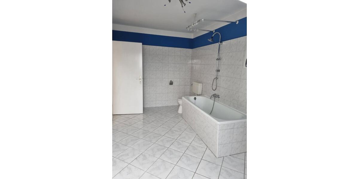 Etagenwohnung Bremen Walle - 3 Zimmer, 98 m&sup2;, 980&euro; | Angebot:25449522