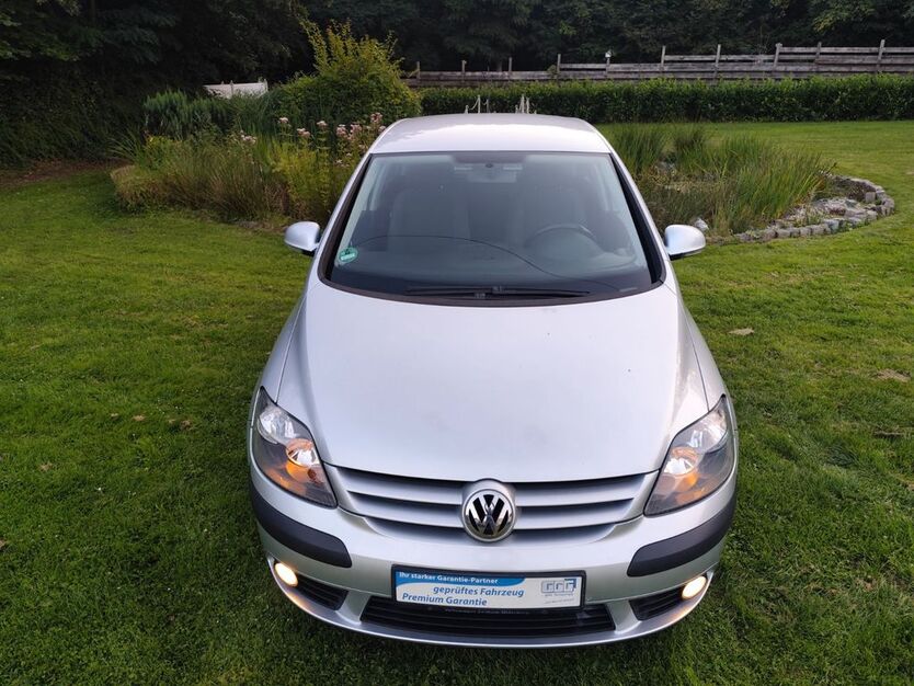 VW Golf 220.442 km 3.490 € Hatten 26209