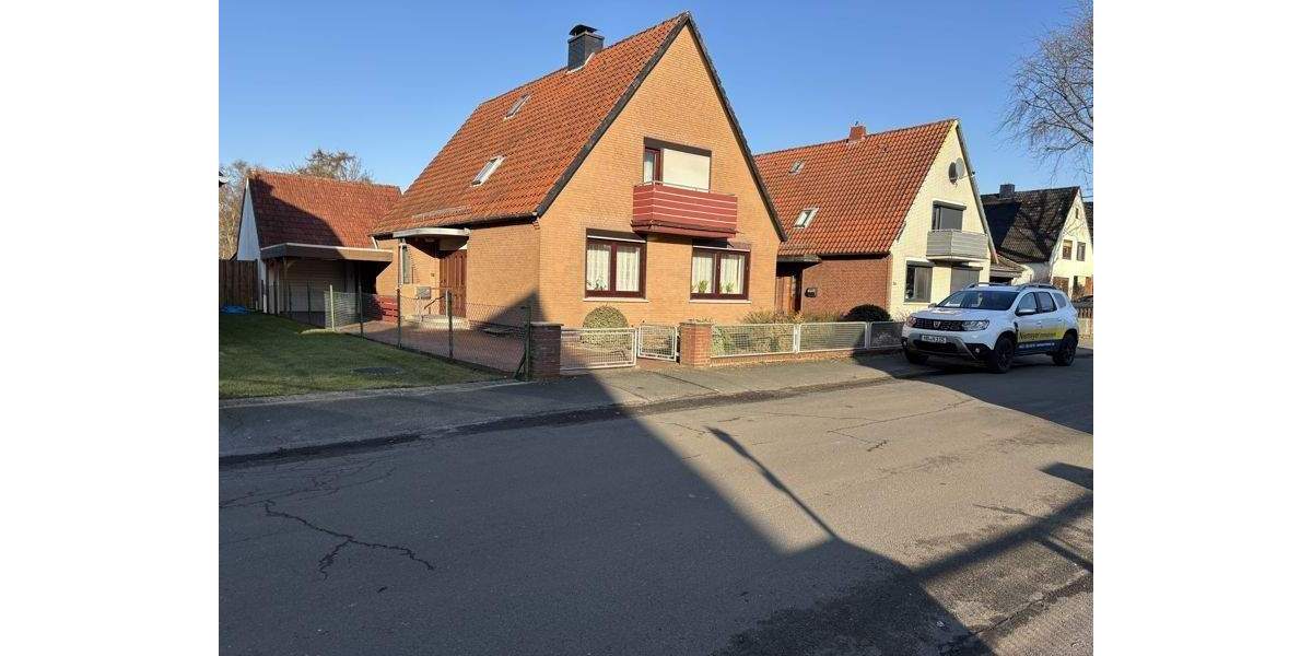 Mehrfamilienhaus, Wohnhaus Bremen / Rekum Rekum - 6 Zimmer, 127 m&sup2;, 299.000&euro; | Angebot:26037593