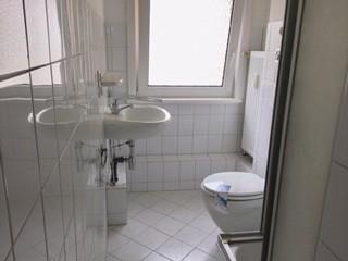 Nur mit WBS - schicke 2,5-Zimmer-Dachgeschosswohnung zimmer