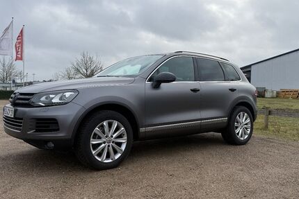 VW Touareg 306.500 km 10.990 € Achim 28832