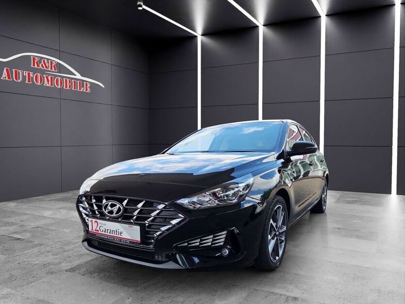 i30