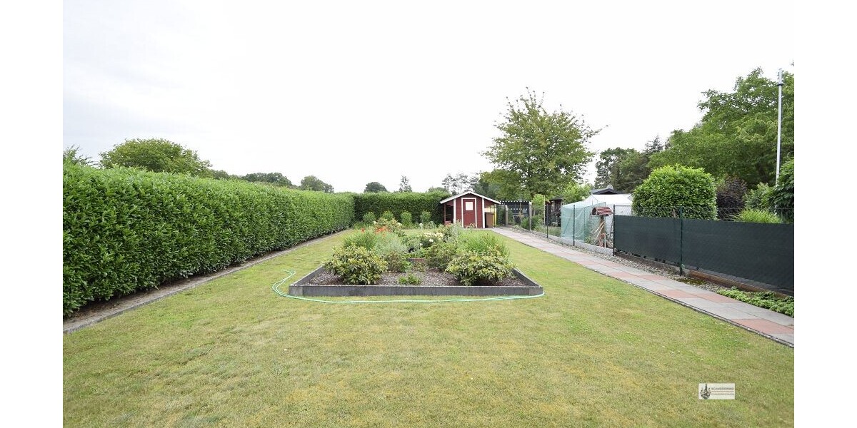 Großes modernisiertes EFH + EBK + Wintergarten + 3 Bäder mit 2 Stellplätzen vor dem Haus - Doppelhaushälfte Syke / Siedlung Gessel Gessel | Angebot:24213112