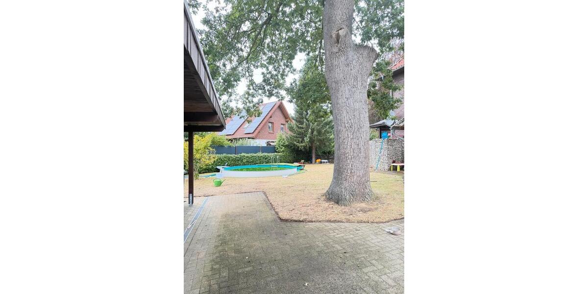 Einfamilienhaus Hude (Oldenburg) - 7 Zimmer, 280 m&sup2;, 479.000&euro; | Angebot:27231995