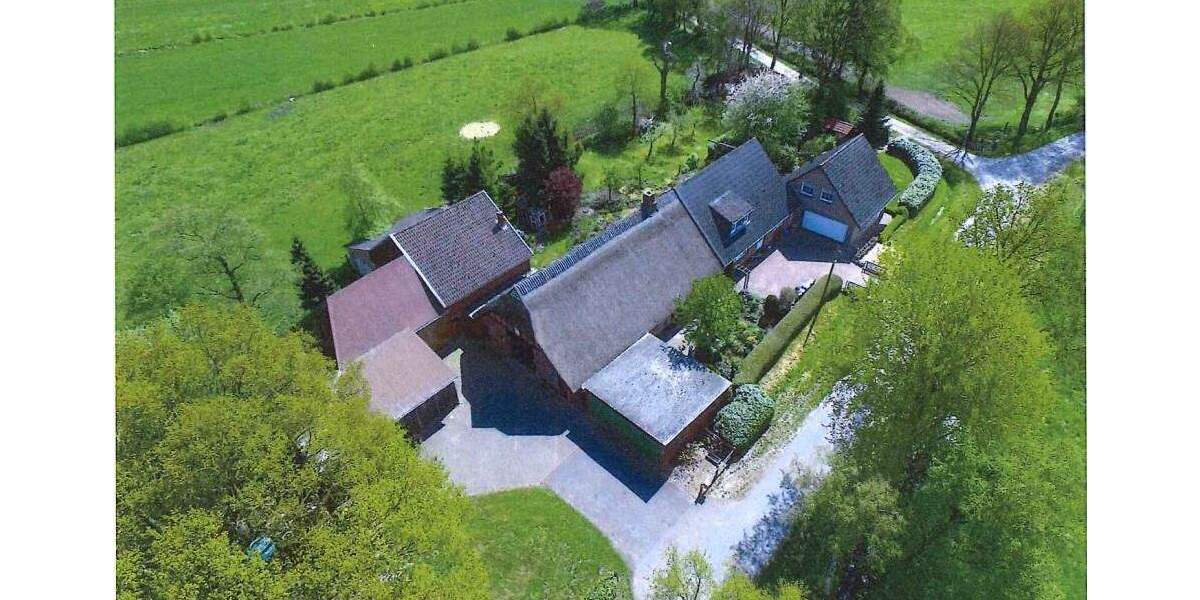 Mehrfamilienhaus, Wohnhaus Berne Neuenhuntorfermoor - 9 Zimmer, 304 m&sup2;, 475.000&euro; | Angebot:25777128