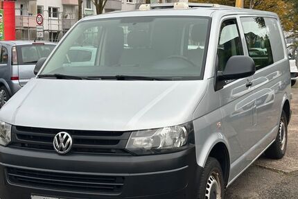 VW T5 Transporter 296.000 km 7.990 &euro; Bremen 28199