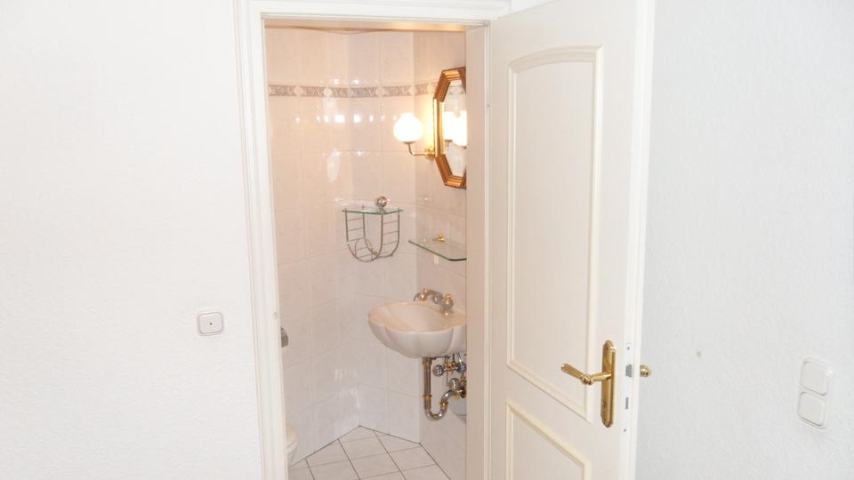 Hochparterre Bremen Schwachhausen - 3 Zimmer, 160 m&sup2;, 520.000&euro; | Angebot:27112733