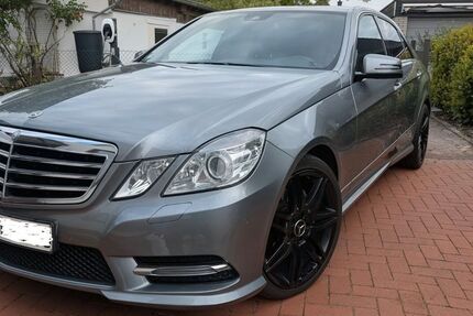 Mercedes-Benz E 220 219.000 km 11.499 &euro; Lemwerder 27809