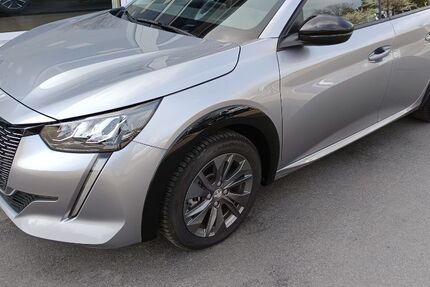 Peugeot 208 2.222 km 22.590 € Sudwalde 27257