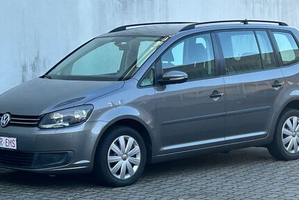 VW Touran 218.000 km 4.875 € Bremen 28201
