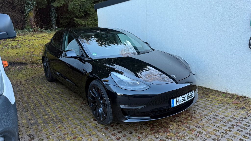 Tesla Model 3 63.500 km 31.500 &euro; Stuhr 28816