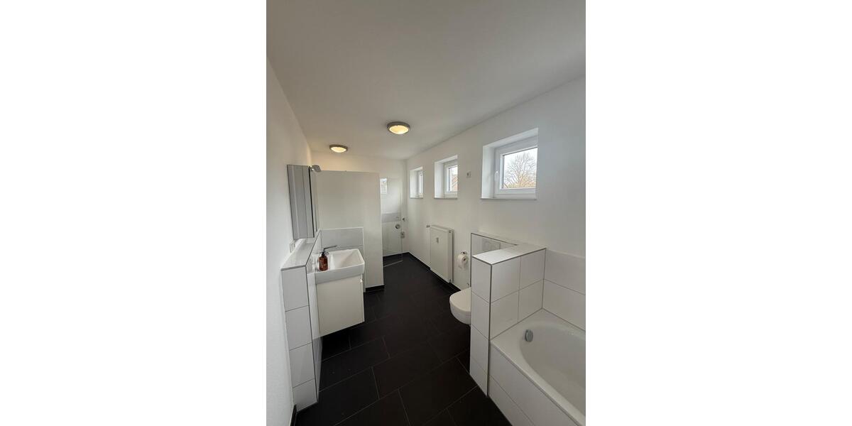 Etagenwohnung Delmenhorst Düsternort - 4 Zimmer, 90 m&sup2;, 970&euro; | Angebot:26409813