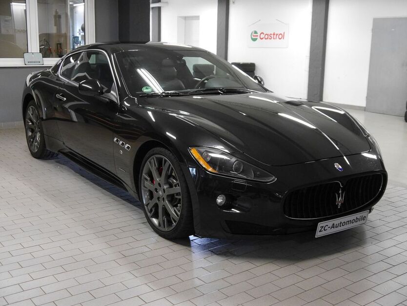 Maserati Granturismo 54.900 km 52.000 € Bremen 28279