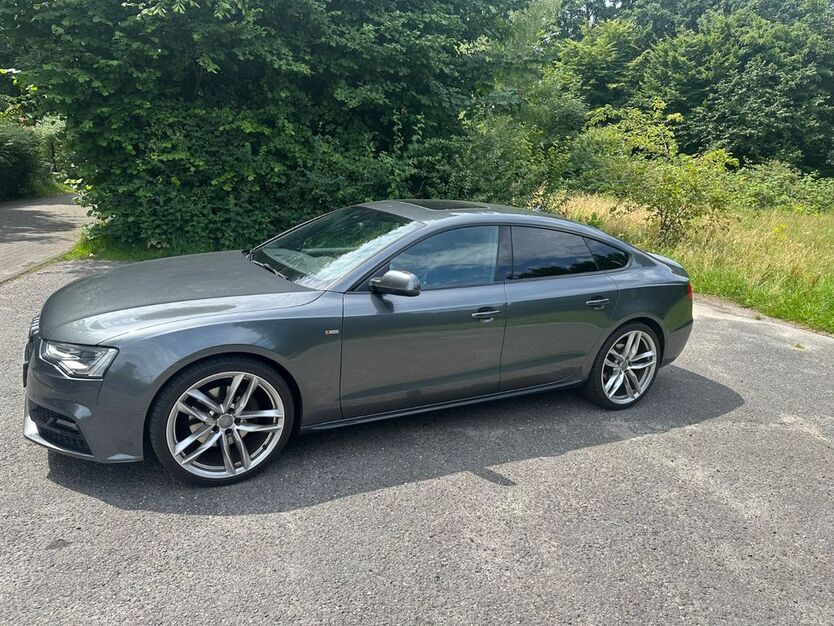 Audi A5 150.000 km 19.000 € Ritterhude 27721
