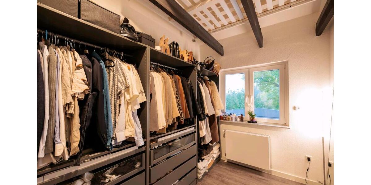 Wohlfühlambiente - modernisiertes und saniertes Reihenmittelhaus 4 zimmer