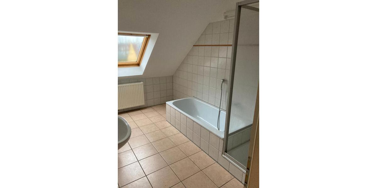 Reihenhaus Ritterhude - 4 Zimmer, 125 m&sup2;, 1.350&euro; | Angebot:26035540