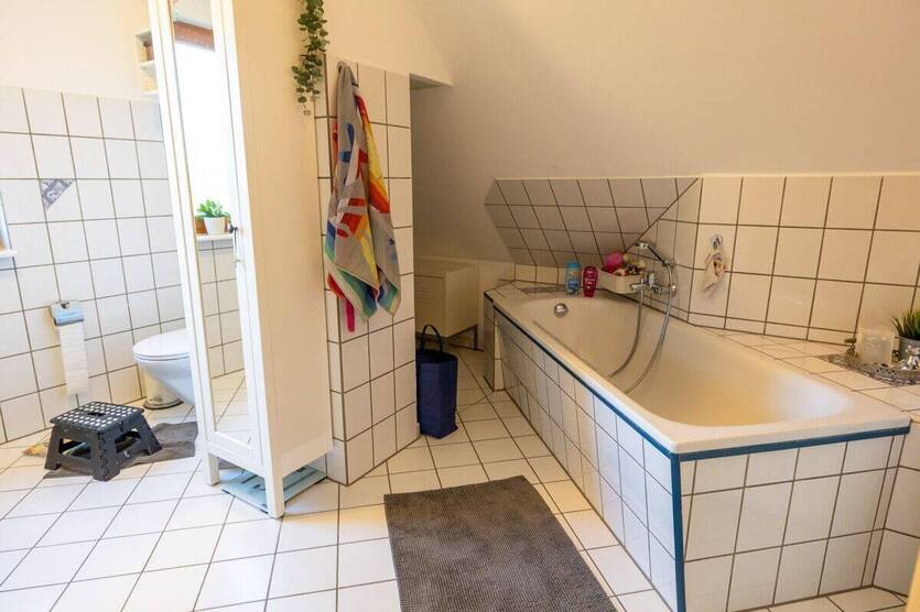 *** WIEDER VERFÜGBAR - CARPORT, TERRASSE, GLASFASER, VOLLBAD uvm. direkt neben kleinem PARK *** 4 zimmer
