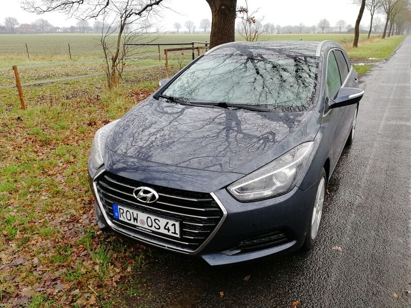 Hyundai i40 159.657 km 9.800 € Vorwerk 27412