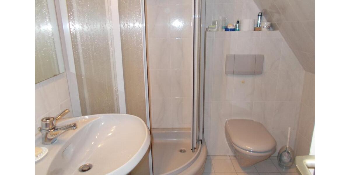 Dachgeschoßwohnung Bremen Schwachhausen - 2 Zimmer, 50 m&sup2;, 160.000&euro; | Angebot:25117810