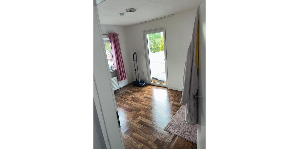 Etagenwohnung Bremen Blockland - 4 Zimmer, 92 m&sup2;, 1.100&euro; | Angebot:26506785