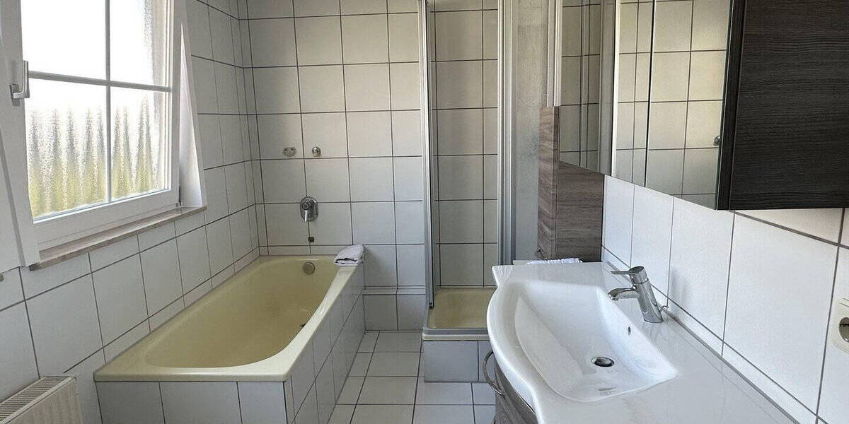 Etagenwohnung Brinkum Brinkum - 3 Zimmer, 96 m&sup2;, 255.000&euro; | Angebot:26472805