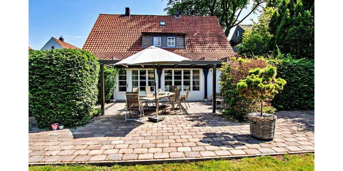Einfamilienhaus Delmenhorst Mitte - 6 Zimmer, 230 m&sup2;, 739.000&euro; | Angebot:25798701