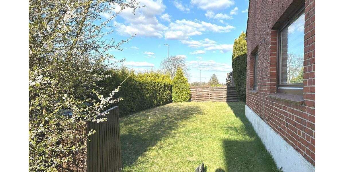 Mehrfamilienhaus, Wohnhaus Ritterhude - 8 Zimmer, 296 m&sup2;, 275.000&euro; | Angebot:25777975