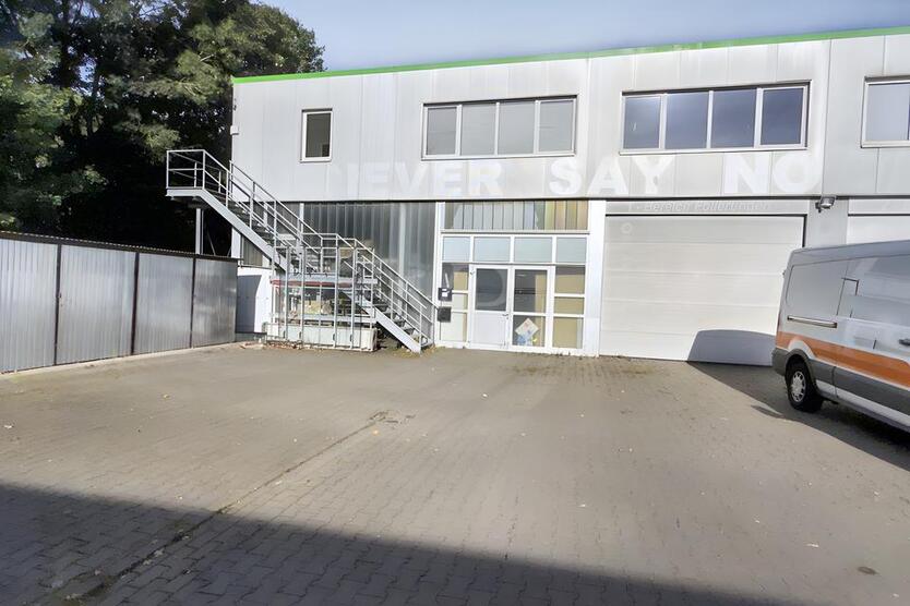 Lager- und Bürofläche mit direkter Anbindung an die A28 (variable Größen) zimmer