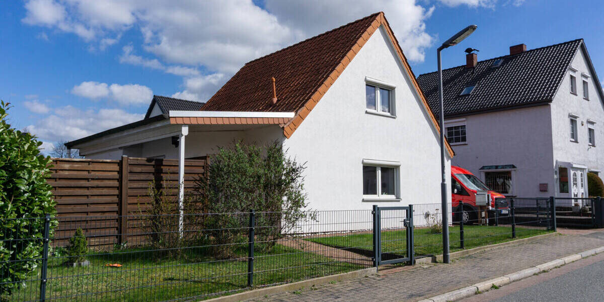 Mehrfamilienhaus, Wohnhaus Bremen / Burgdamm Burgdamm - 4 Zimmer, 80 m&sup2;, 195.000&euro; | Angebot:26704350