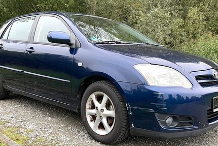 Toyota Corolla 101.000 km 3.290 € Bremen 28197