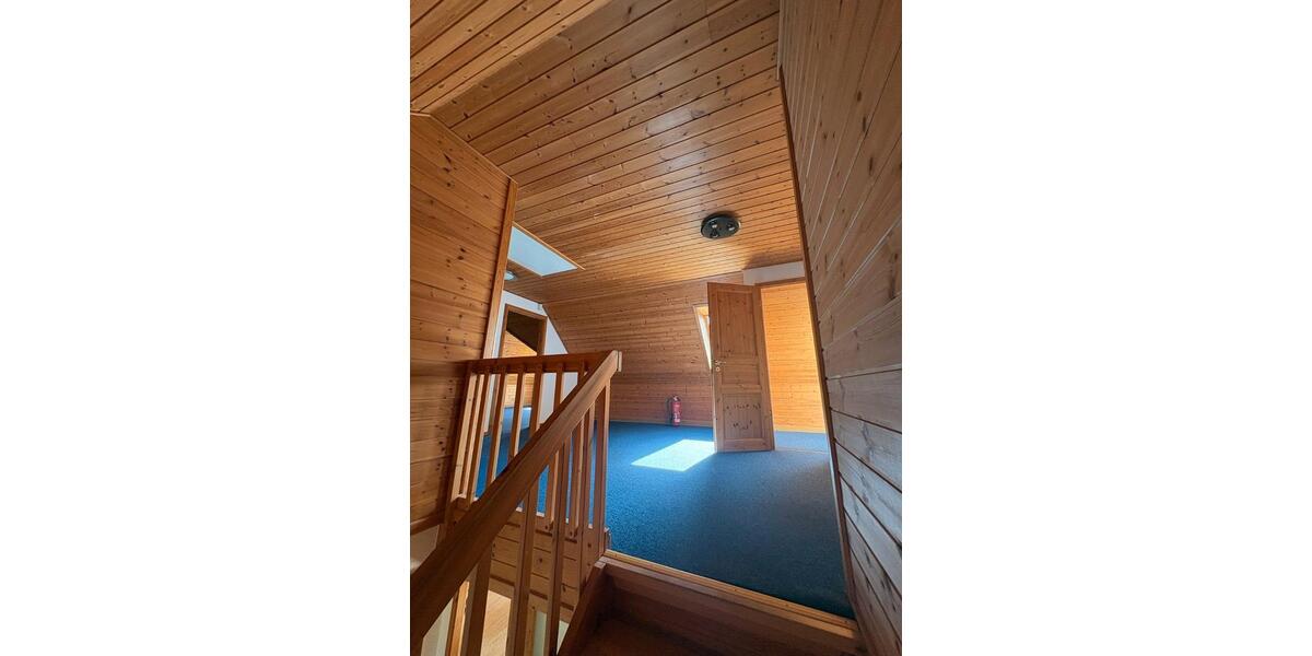Dachgeschoßwohnung Ritterhude - 3 Zimmer, 85 m&sup2;, 800&euro; | Angebot:26085136