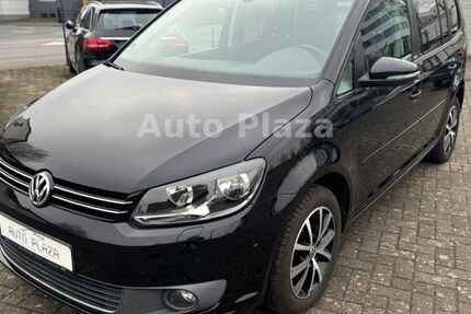 VW Touran 164.000 km 8.900 &euro; Bremen 28199