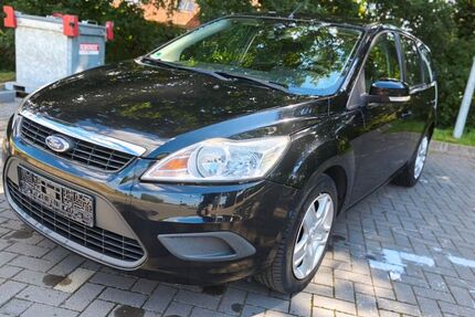 Ford Focus 129.000 km 3.350 &euro; Martfeld 27327