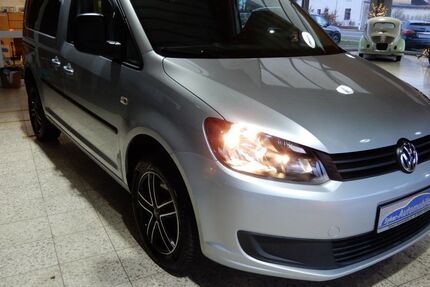 VW Caddy 140.500 km 13.900 &euro; Syke 28857