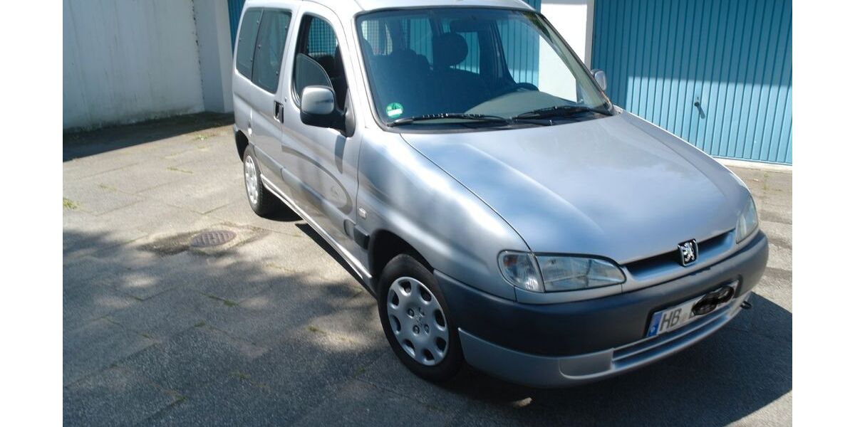 Peugeot Partner 150.000 km 1.290 &euro; Bremen 28327