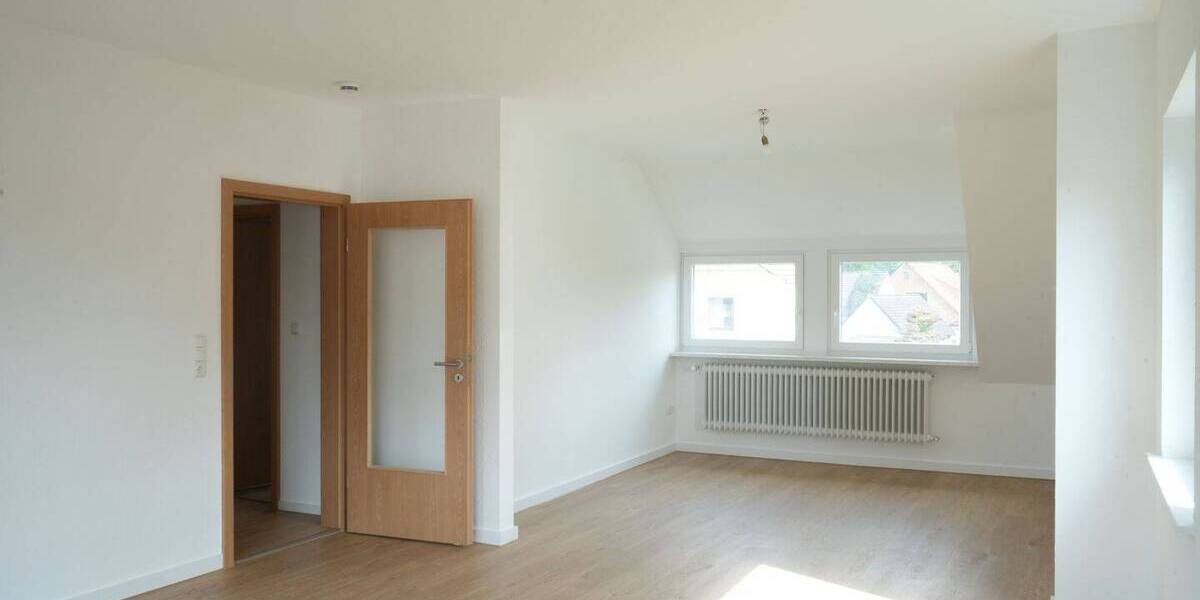 Etagenwohnung Bremen Mahndorf - 3 Zimmer, 90 m&sup2;, 985&euro; | Angebot:26887691