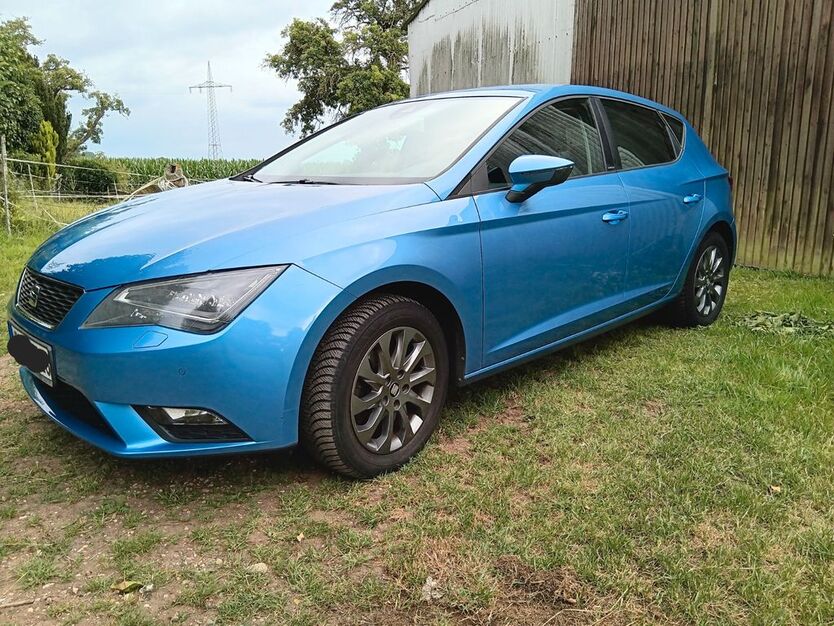 Seat Leon 139.000 km 8.500 € Blender 27337