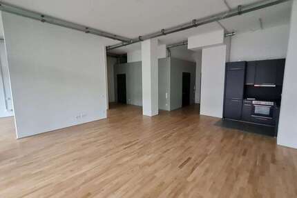 Wohnung Bremen Woltmershausen - 2 Zimmer, 110 m&sup2;, 609&euro; | Angebot:26688255