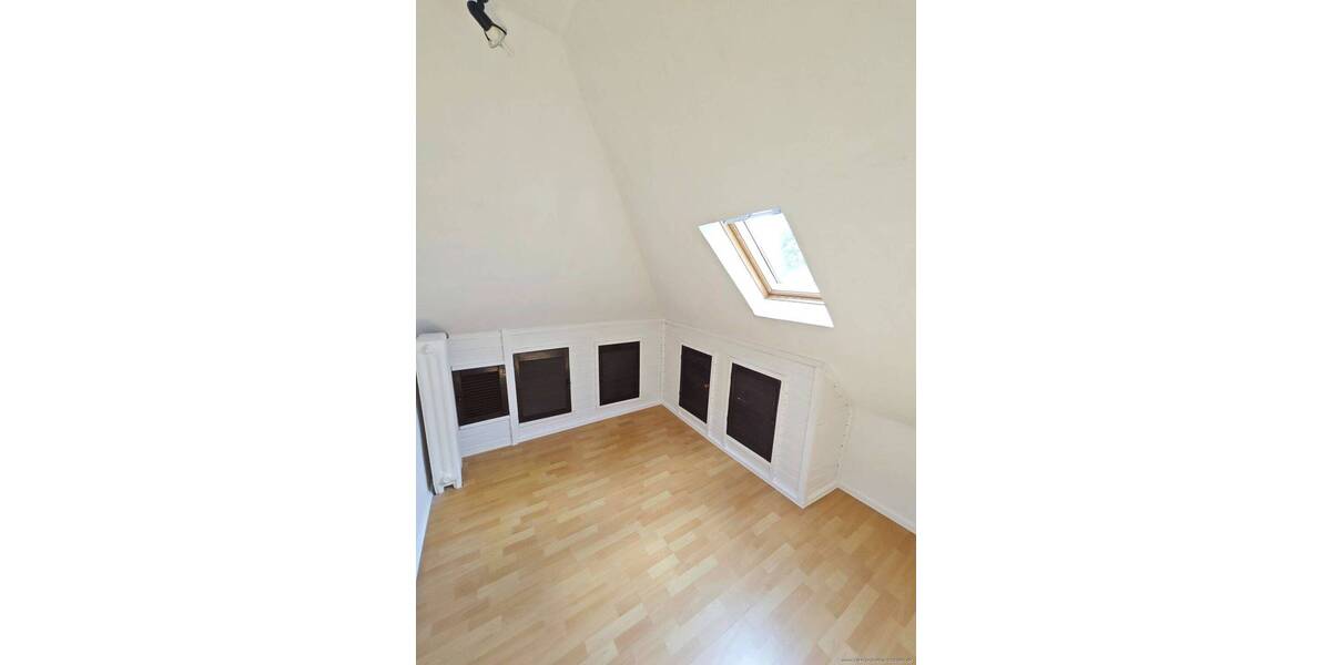 Etagenwohnung Bremen Rönnebeck - 3 Zimmer, 80 m&sup2;, 580&euro; | Angebot:26816817