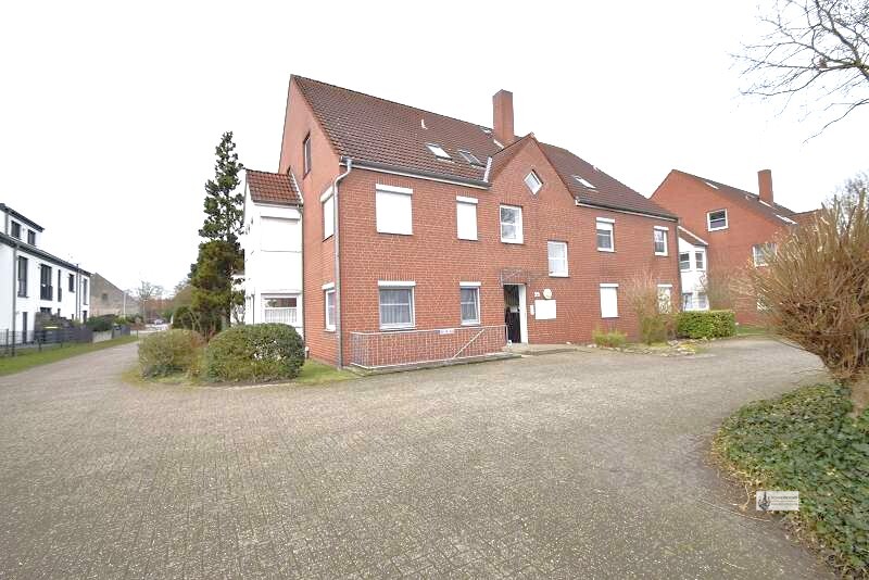 Frisch renovierte 2 Zi - Wohnung mit 67 m² Wfl. + Einbauküche mit Garage und Garten - Erdgeschoßwohnung Stuhr | Angebot:26283477