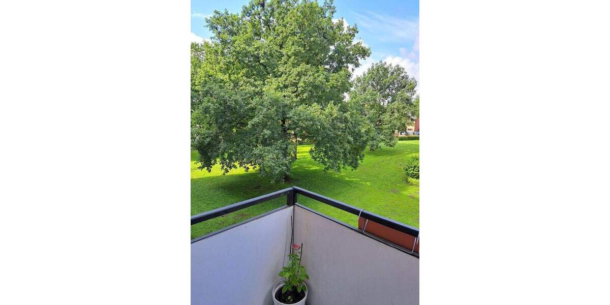 Etagenwohnung Bremen Tenever - 3 Zimmer, 67 m&sup2;, 180.000&euro; | Angebot:25718878