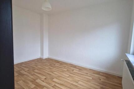 Haus Delmenhorst Düsternort - 3.5 Zimmer, 66 m&sup2;, 585&euro; | Angebot:27610510