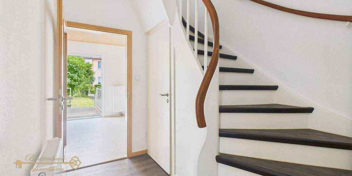 Reihenmittelhaus Bremen Vegesack - 5 Zimmer, 118 m&sup2;, 269.000&euro; | Angebot:24736386