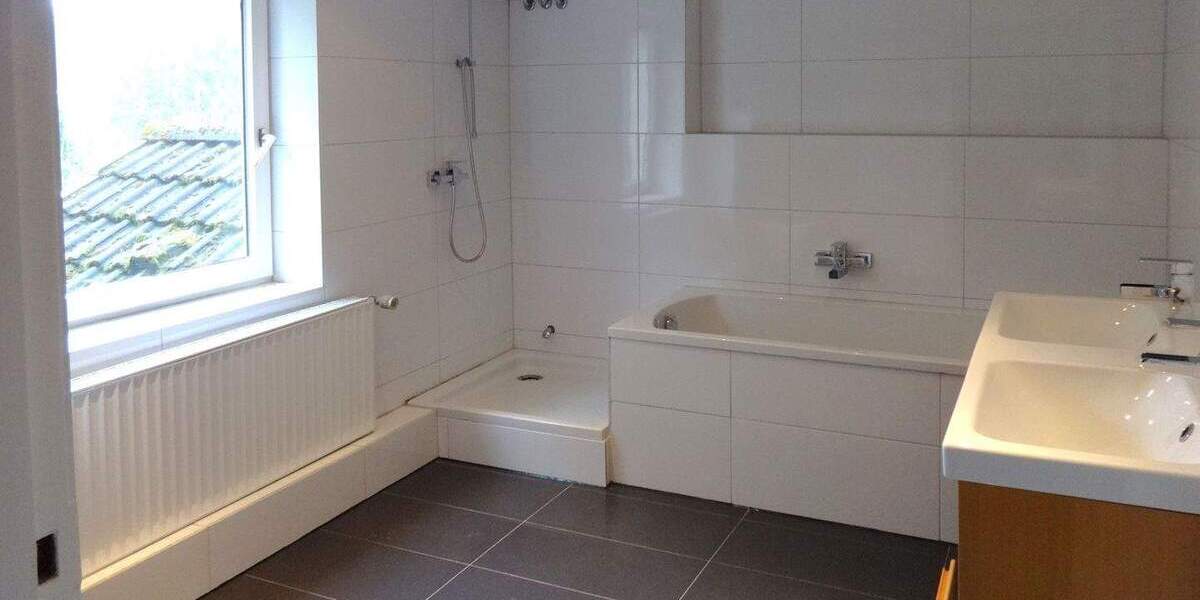 Reihenendhaus Bremen Oberneuland - 6 Zimmer, 147 m&sup2;, 479.000&euro; | Angebot:25664956