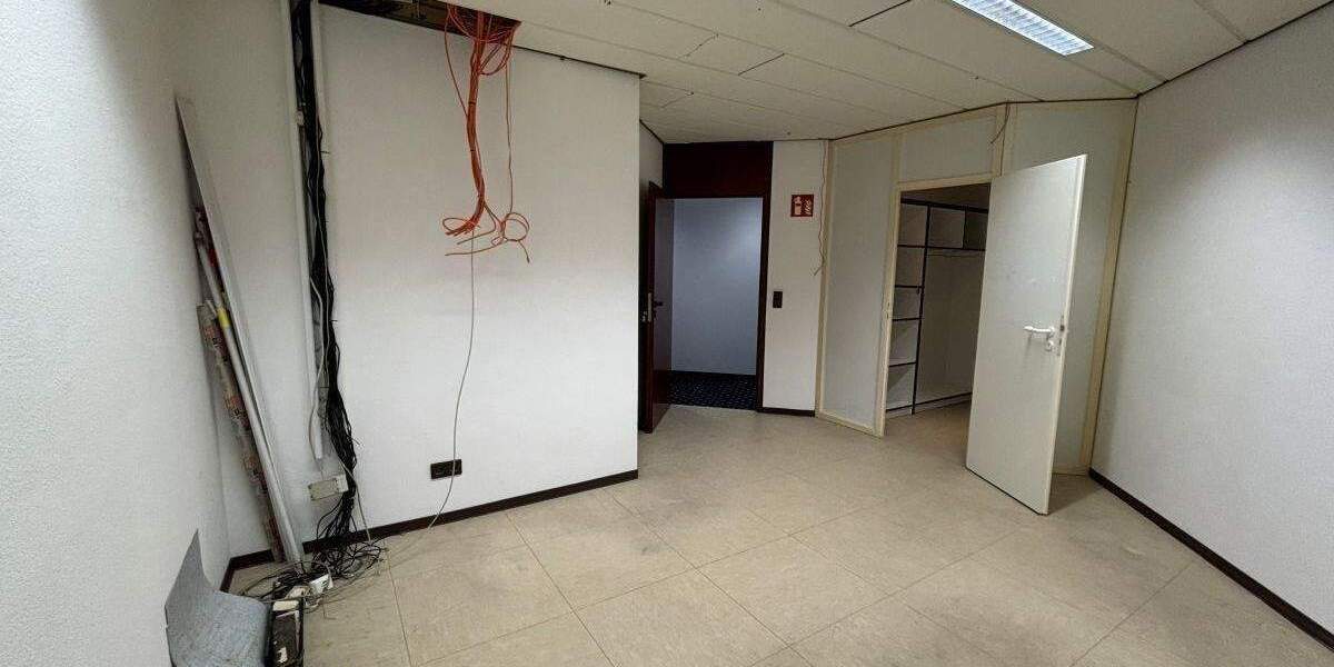 Gewerbeobjekt Stuhr Brinkum - 7 Zimmer, 150 m&sup2;, 285.000&euro; | Angebot:24311198