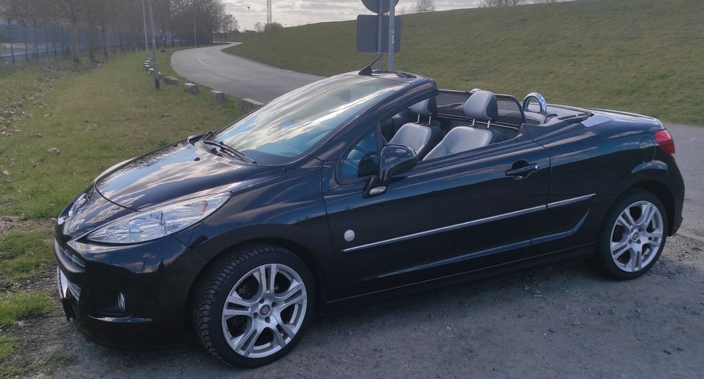 Peugeot 207 80.000 km 5.990 &euro; Bremen 28277