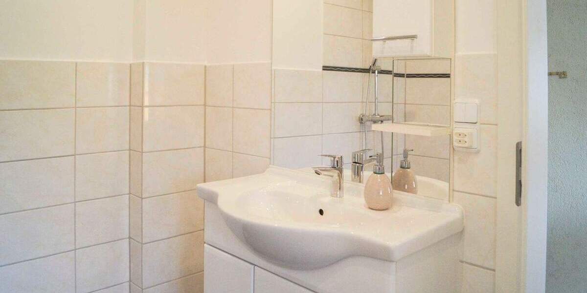 Doppelhaushälfte Bremen Rönnebeck - 3 Zimmer, 72 m&sup2;, 179.000&euro; | Angebot:25115001