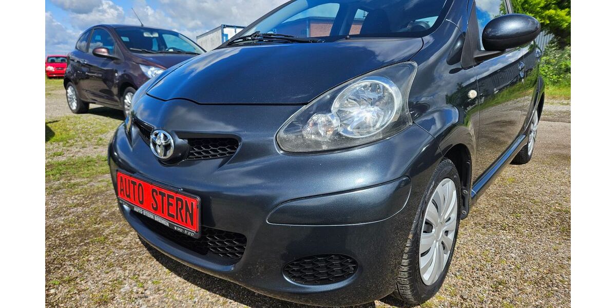 Toyota Aygo (X) 93.000 km 3.999 &euro; Bremen 28277
